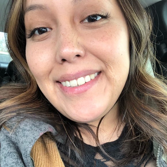 Meet your Posher, Eden - Picture 1 of 1